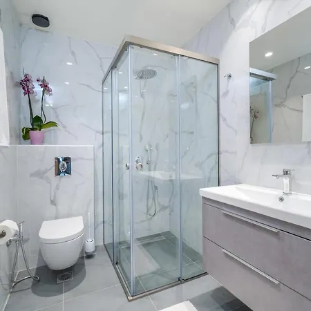 Lägenhetshotell Astera 4*