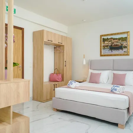 Astera Aparthotel
