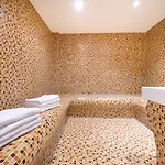 アパートホテル Astera 4*