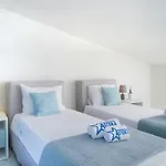 Astera アパートホテル 4*