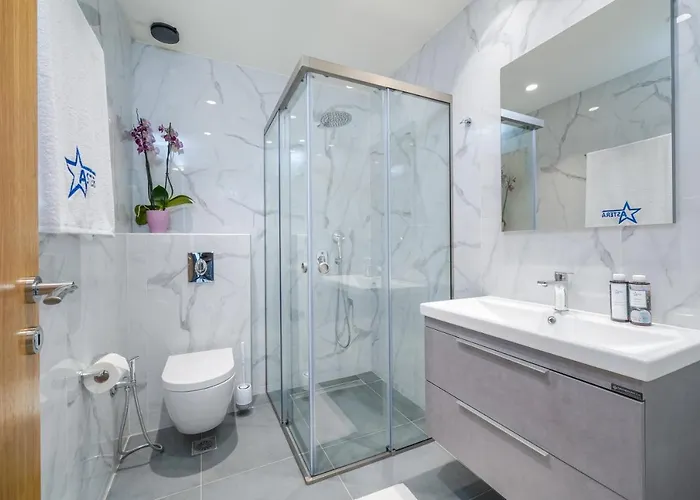 Apart Otel Astera 4*